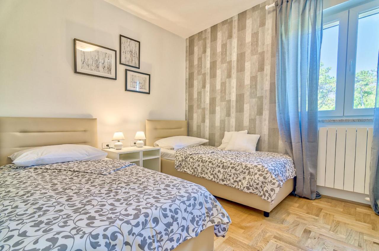 Apartments Milena B Šilo Εξωτερικό φωτογραφία